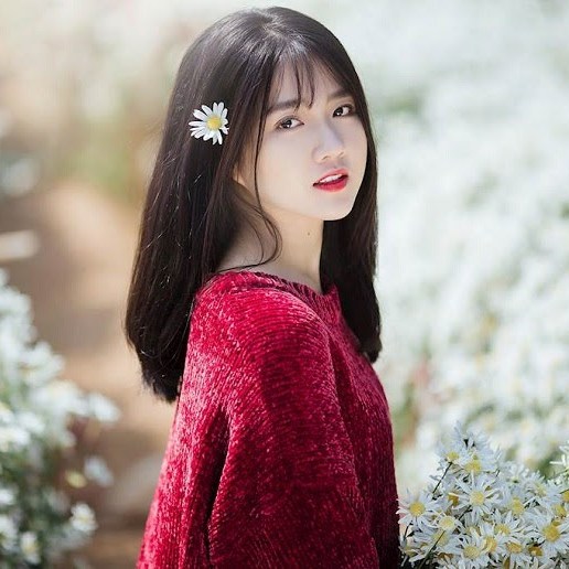Ms. Khánh Linh